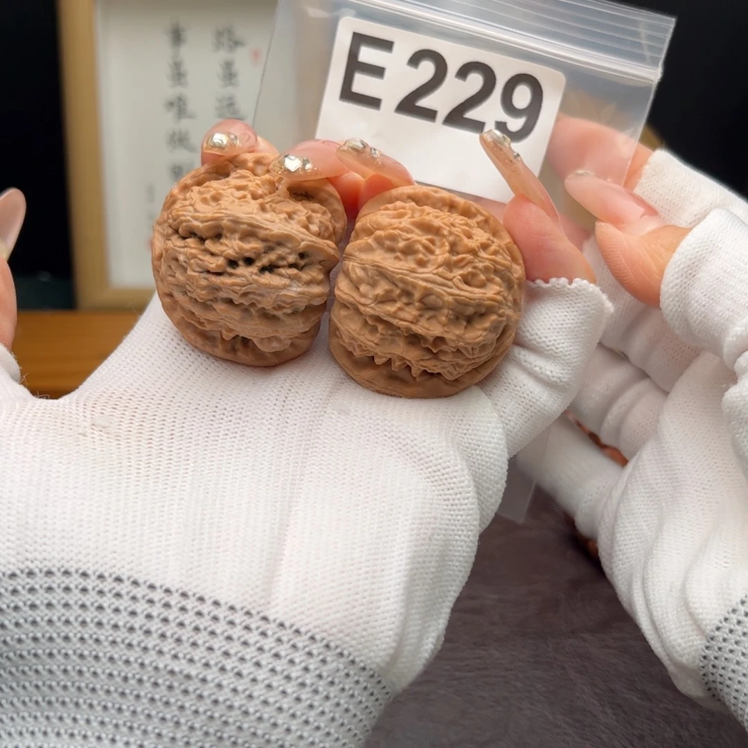 把件文玩核桃38白狮子e229