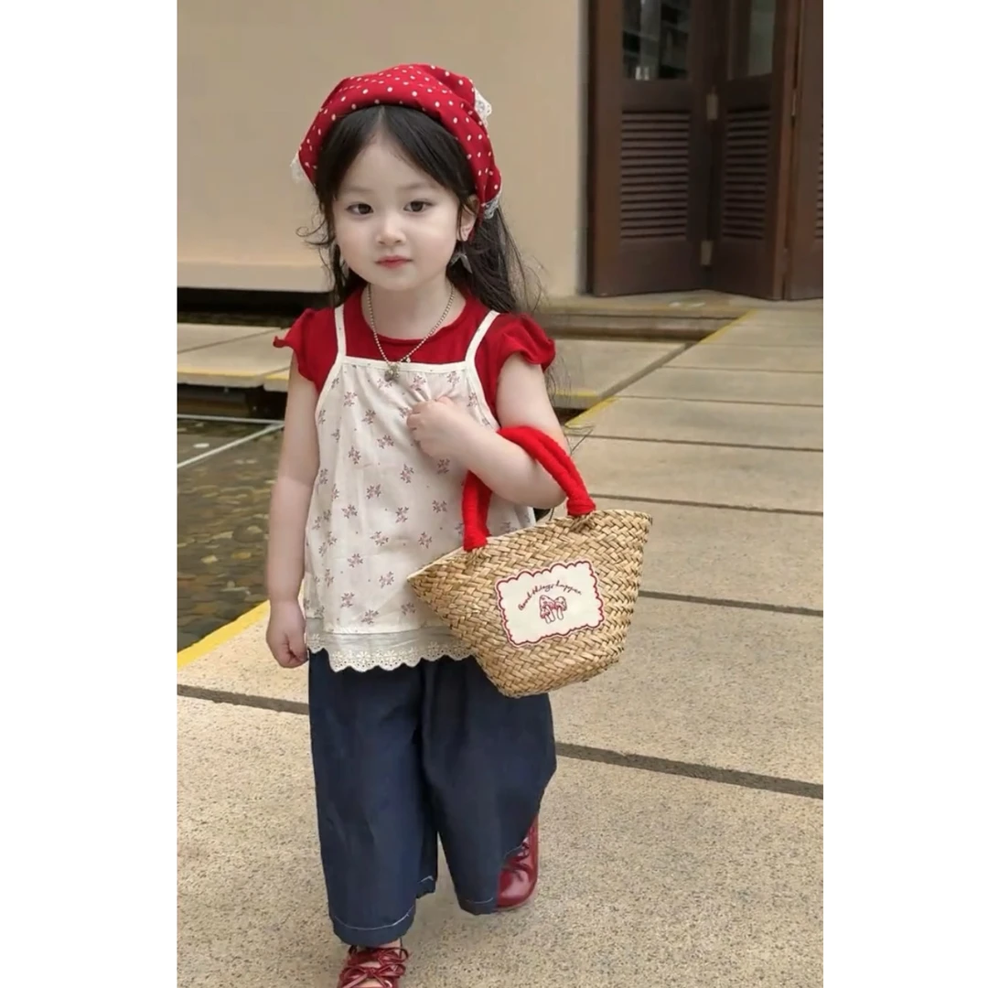 女童夏季韩版洋气百搭背心2025新款儿童洋气拼接蕾丝边吊带两件套