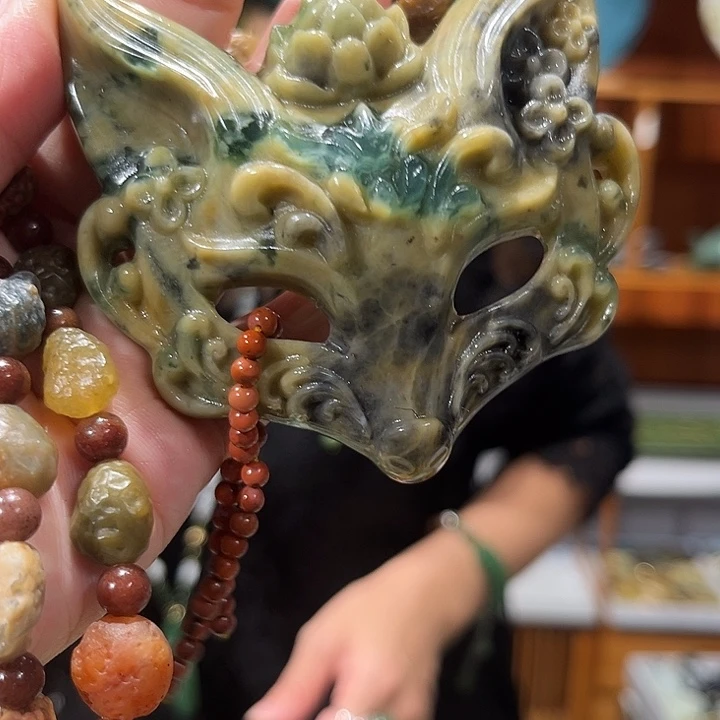 未镶嵌岫玉毛衣链