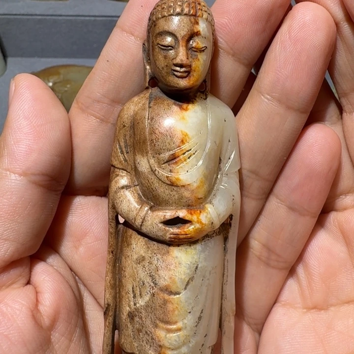 如***画颈饰未镶嵌和田玉