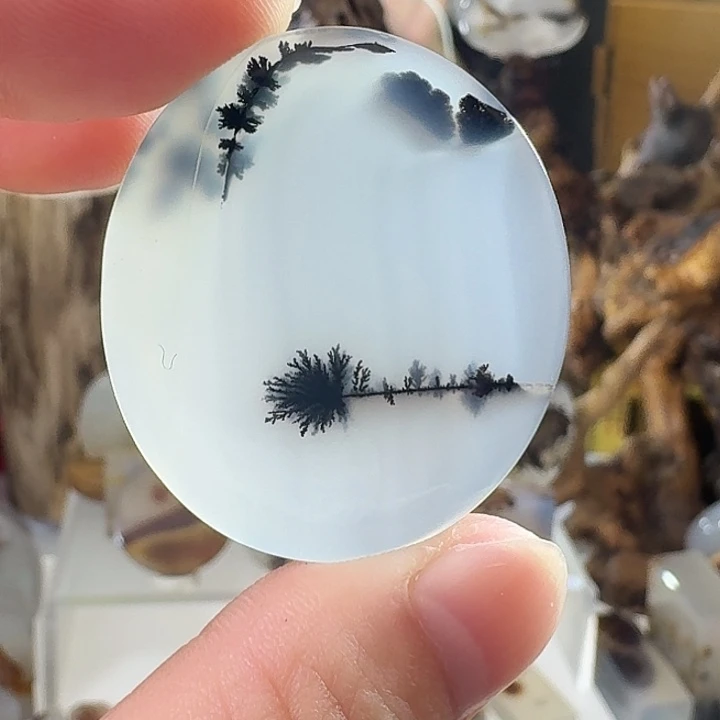 玛瑙/玉髓未镶嵌珠宝奇石