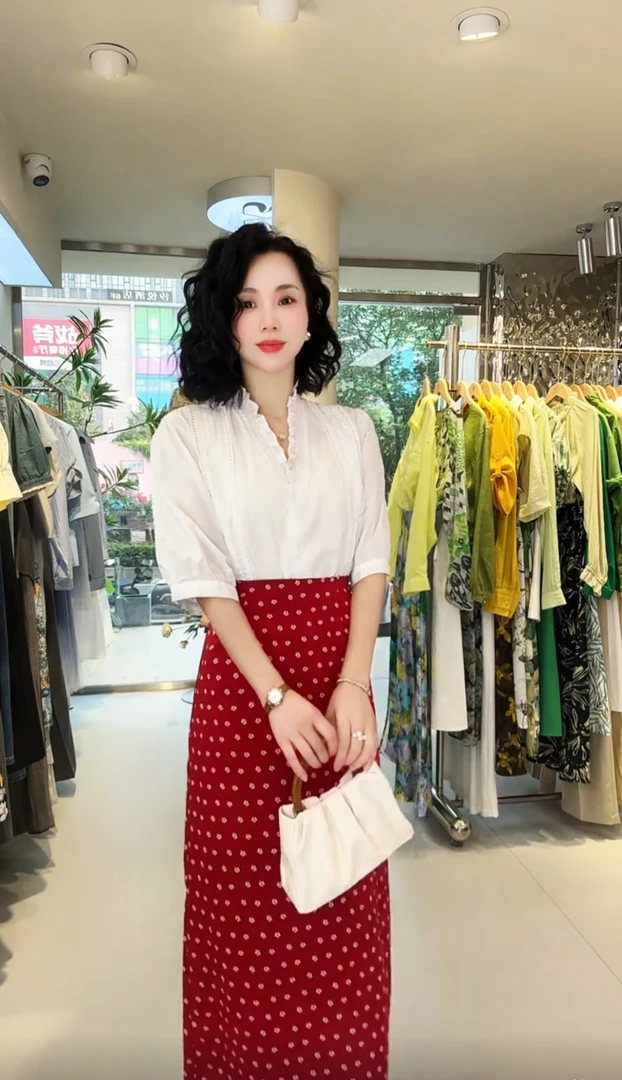 955*雪纺红色复古碎花直筒半身裙