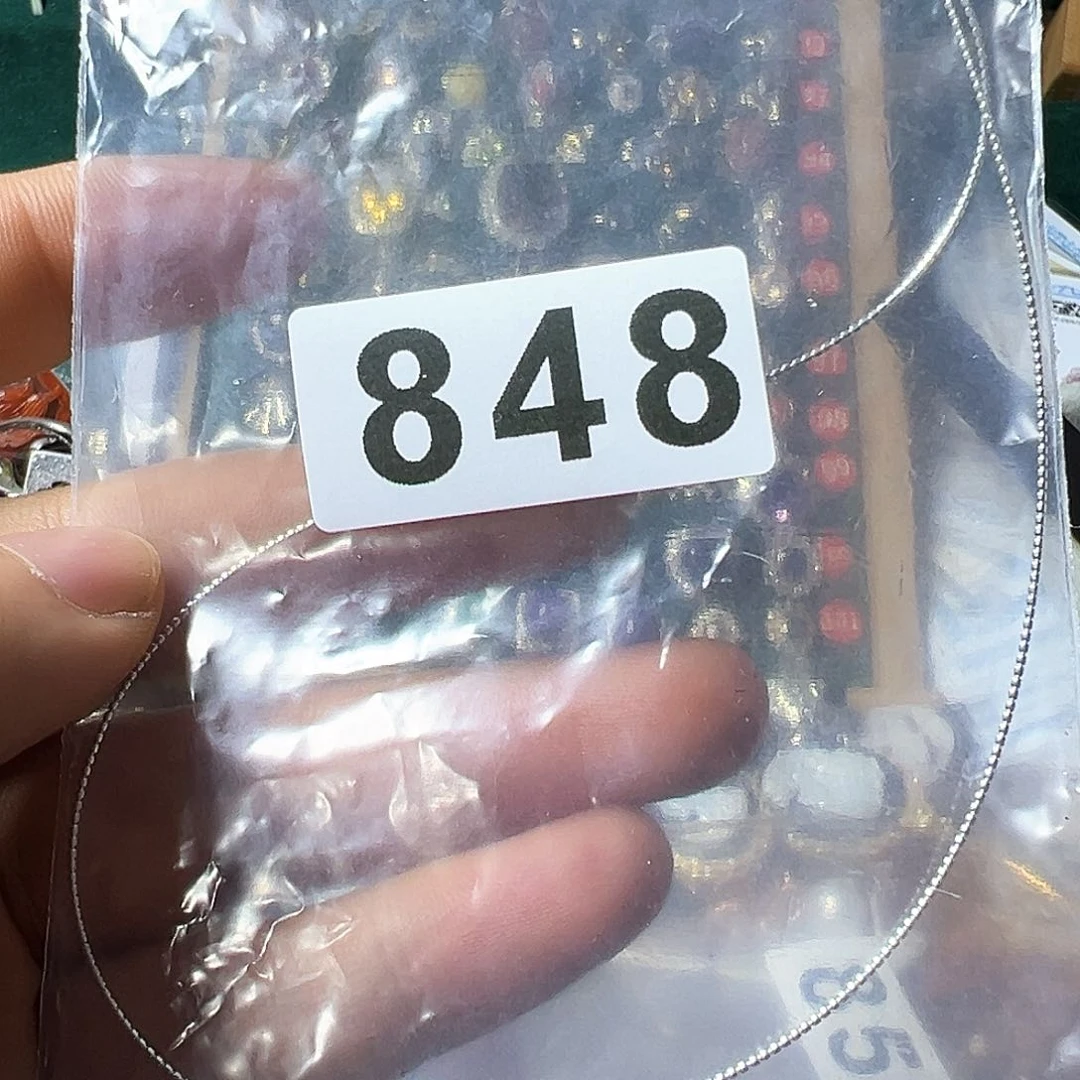 石英质玉颈饰银S925镶嵌小***界