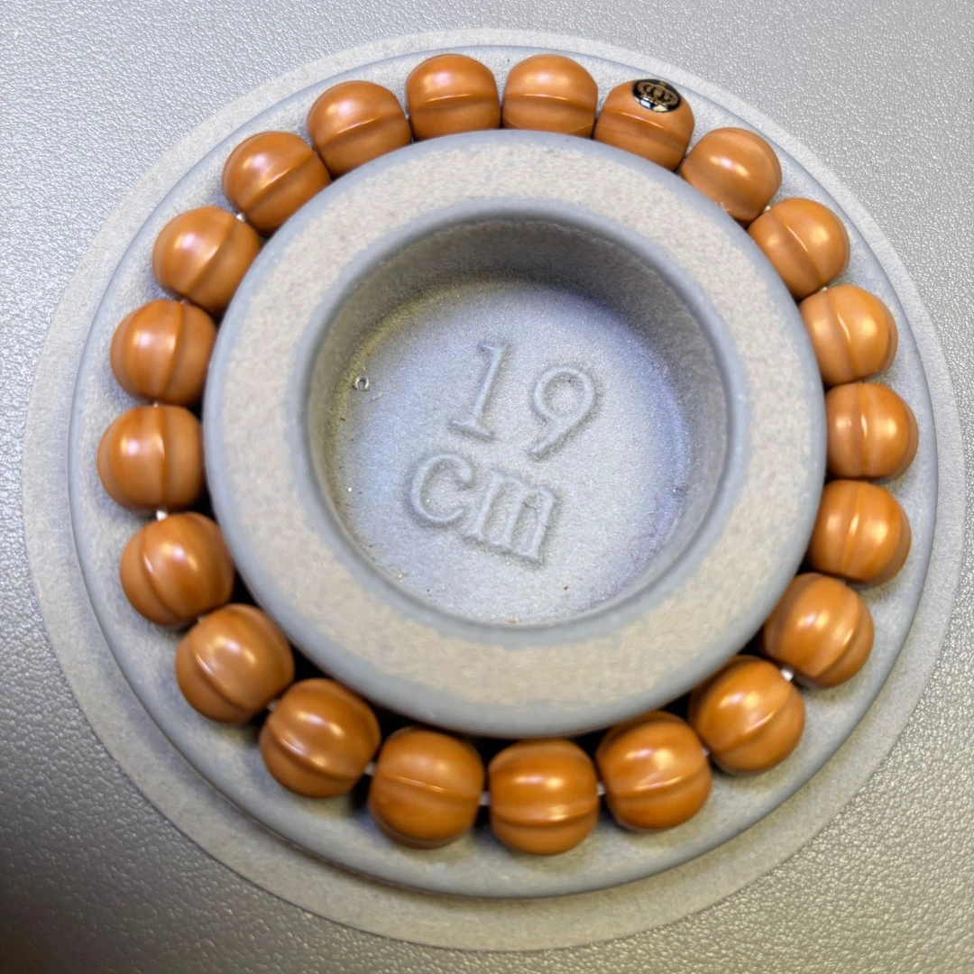 ⑻圆出品  10+单标小鲨鱼 鲨鱼背全品无暇 鲨鱼鳍猴头核桃手串