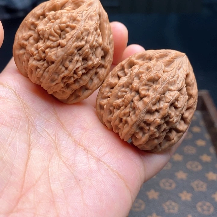 文玩核桃把件虎头王40尺