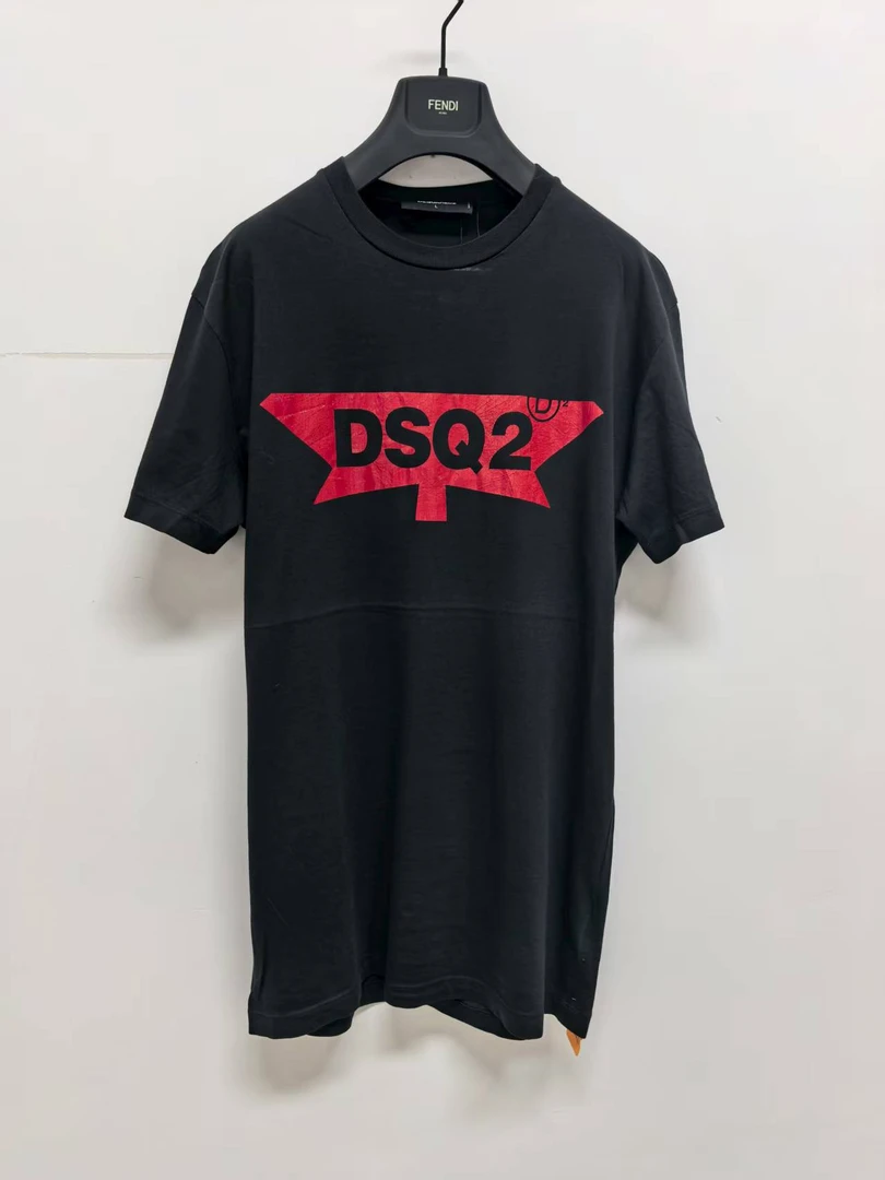 D2 黑色印花体恤 42776 白菜