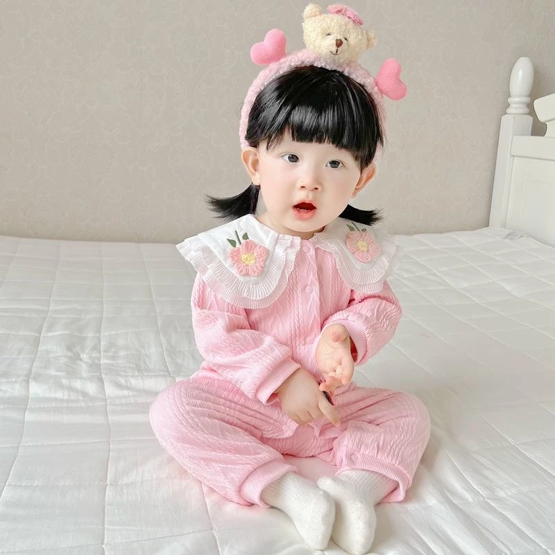 婴儿连体衣春秋季公主风新生儿衣服女宝宝甜美哈衣双层外出爬爬服