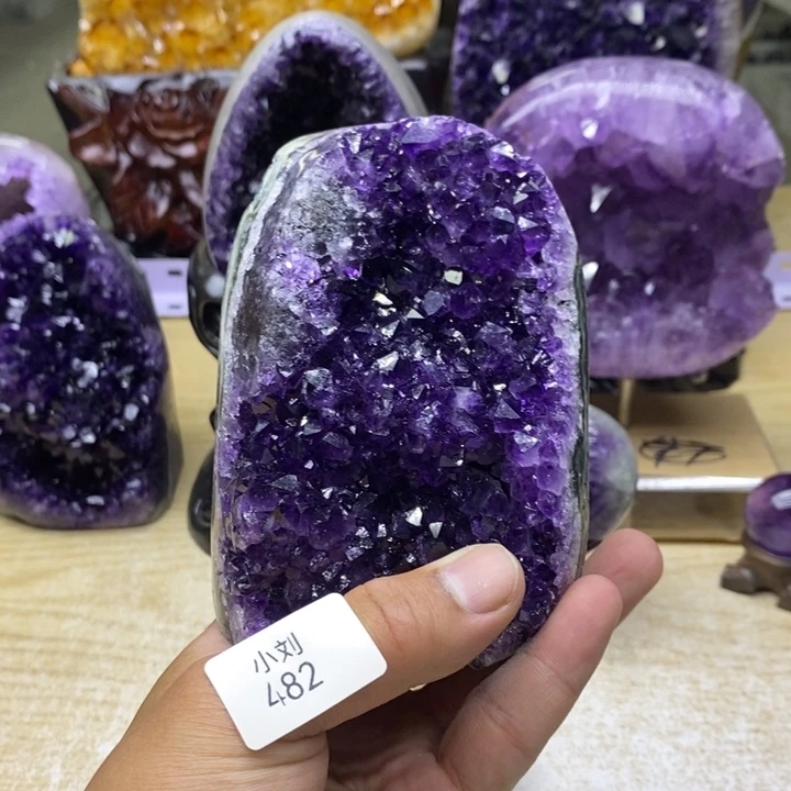 未镶嵌紫晶大型摆件（非配饰）