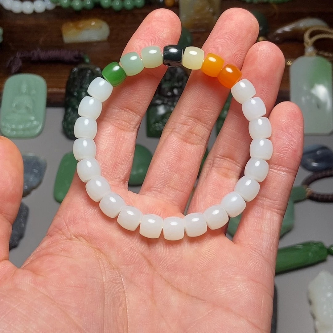 和田玉未镶嵌颈饰渐变手串