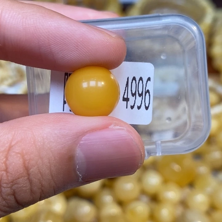 琥珀未镶嵌珠宝奇石4996