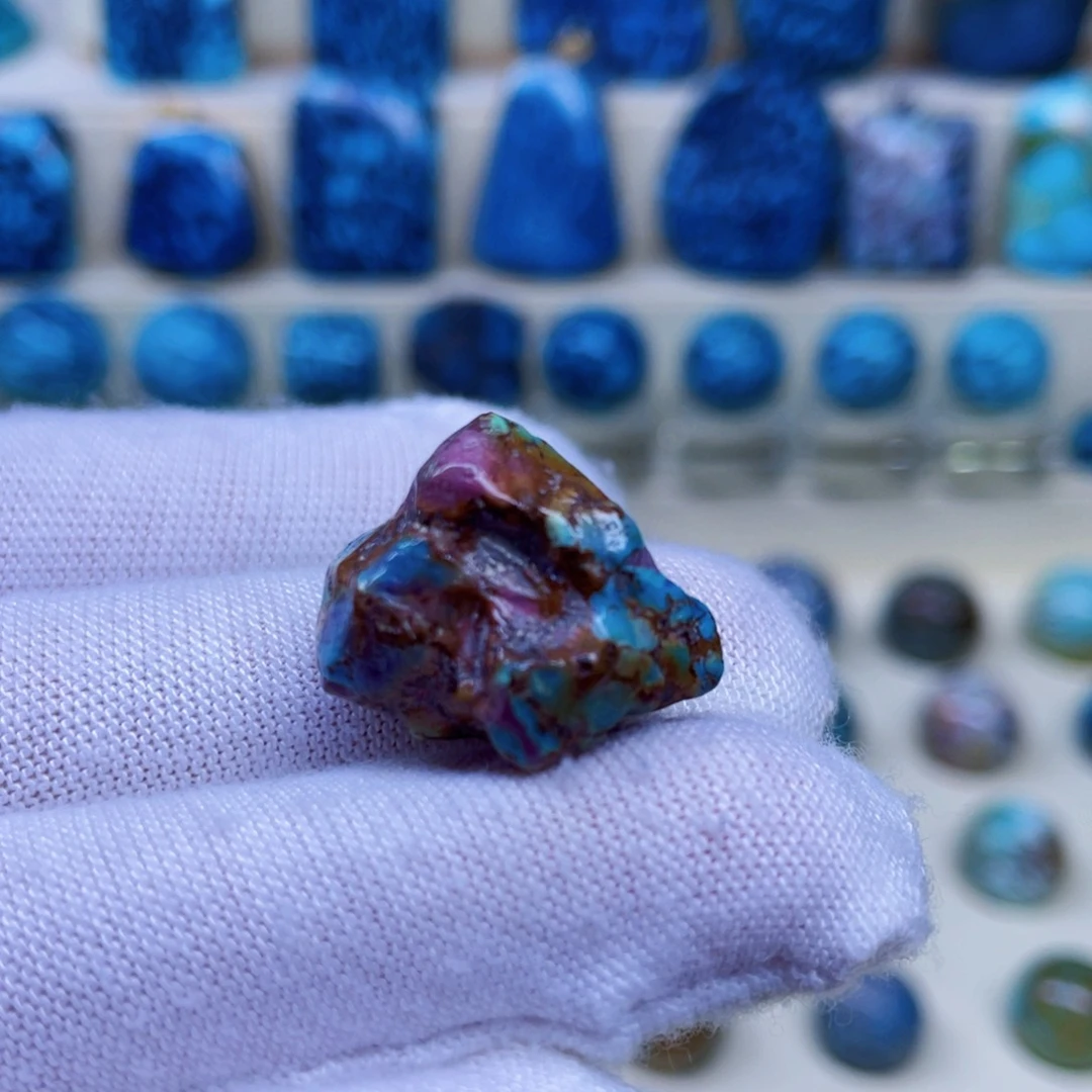 未镶嵌绿松石颈饰