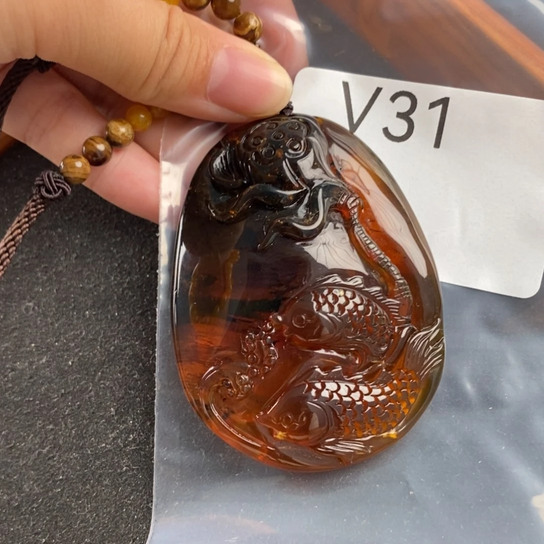 蜜蜡未镶嵌珠宝奇石