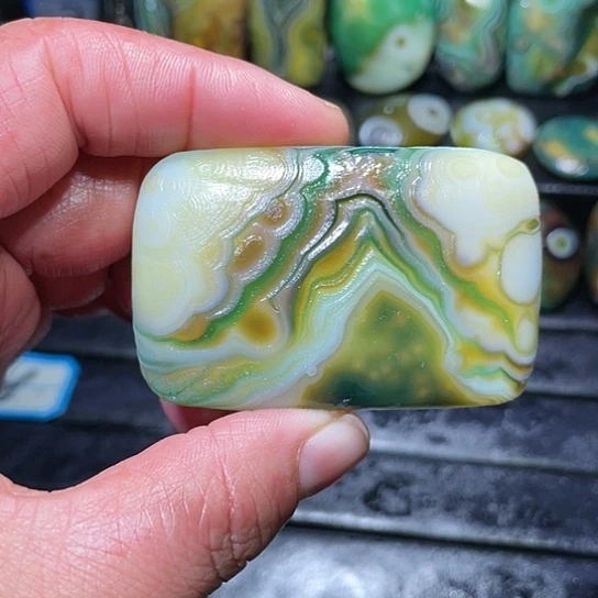 【闪购商品】玛瑙珠宝奇石未镶嵌刘*生