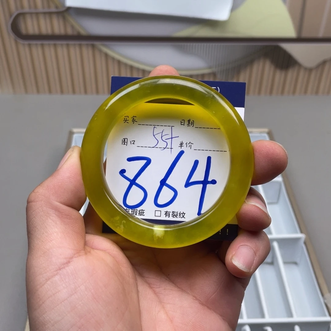 岫玉手镯手镯未镶嵌