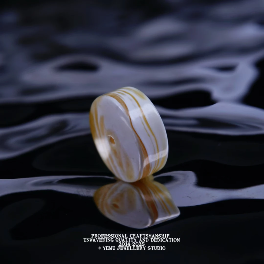 12毫米（12.0mm)漆白拉丝千层药片隔珠 一物一拍 天然俄料蜜蜡