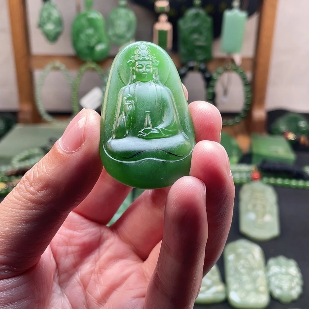 弘****和田玉（碧玉）未镶嵌颈饰