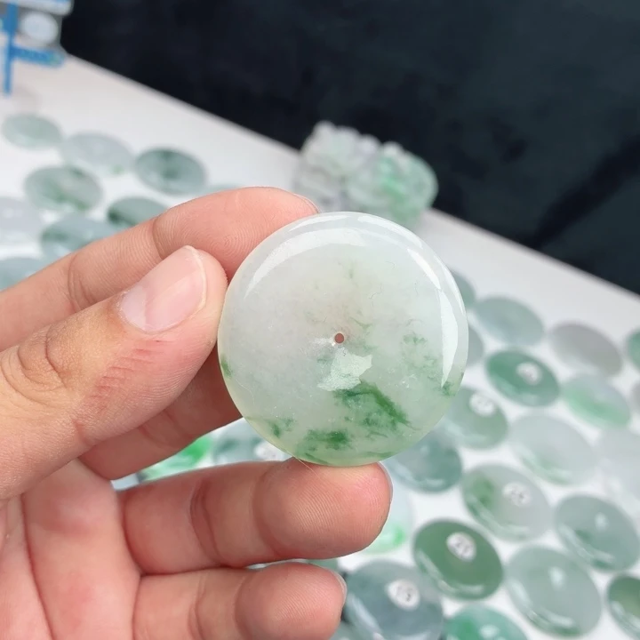 翡翠未镶嵌颈饰缅甸天然A货翡翠40-6.3