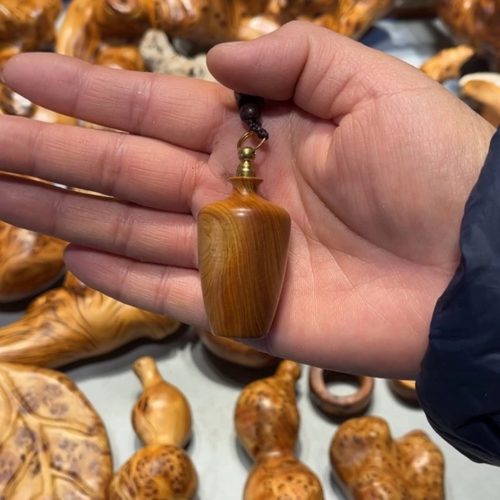 柏木手把件把玩把玩