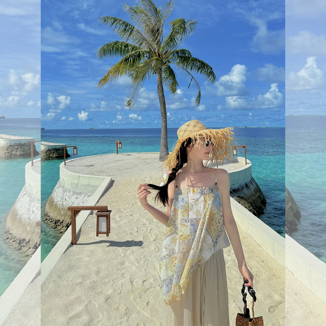 张涩涩25夏“品位玩家”松弛慵懒度假感 精致拼接波西风吊带上衣