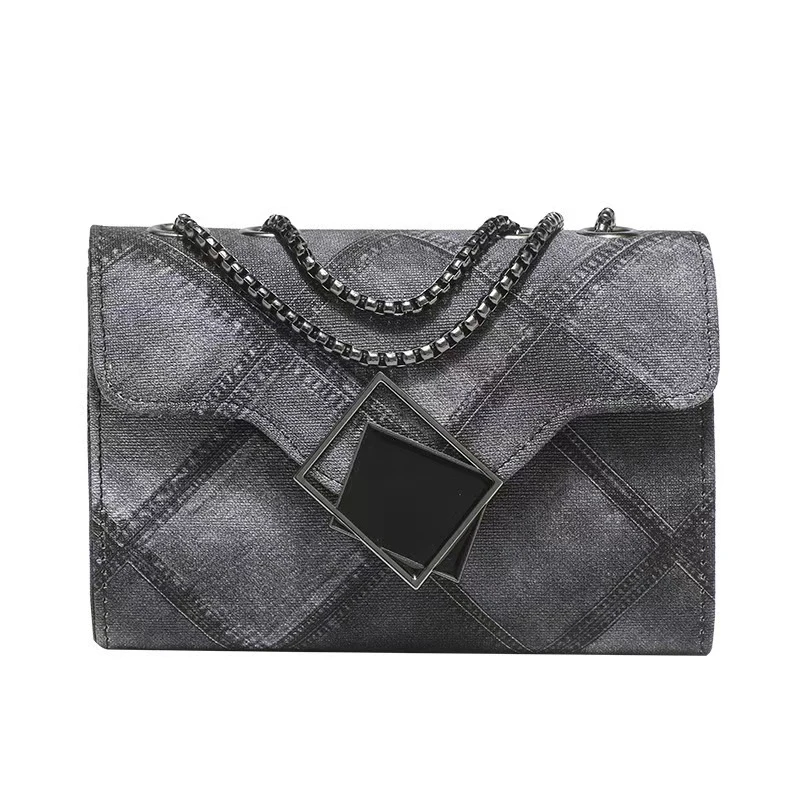 路易彼岸2025链条款牛仔斜挎包百搭新疆女包锋芒大女主单肩9949