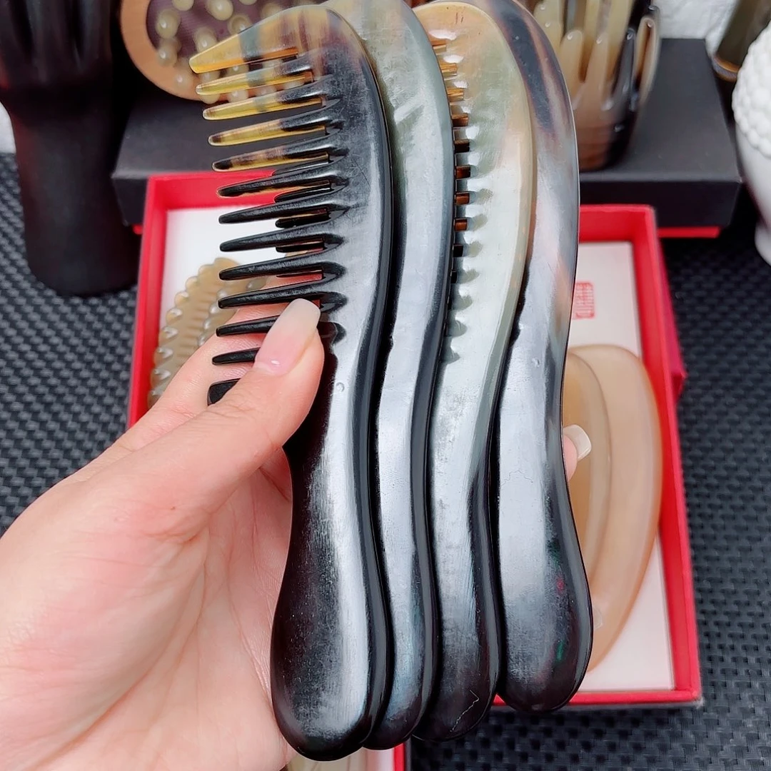 纯手工制作纯牛角梳子