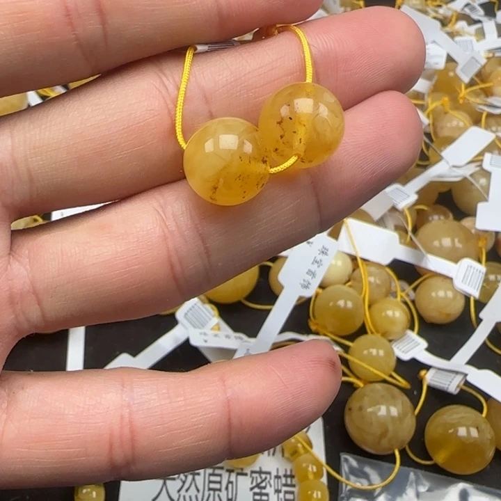 蜜蜡未镶嵌裸石35