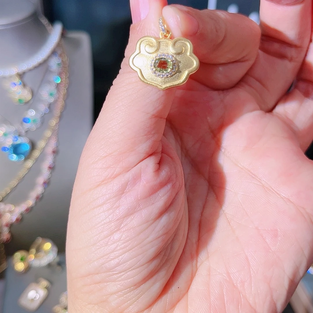 蓝宝石颈饰银S925镶嵌