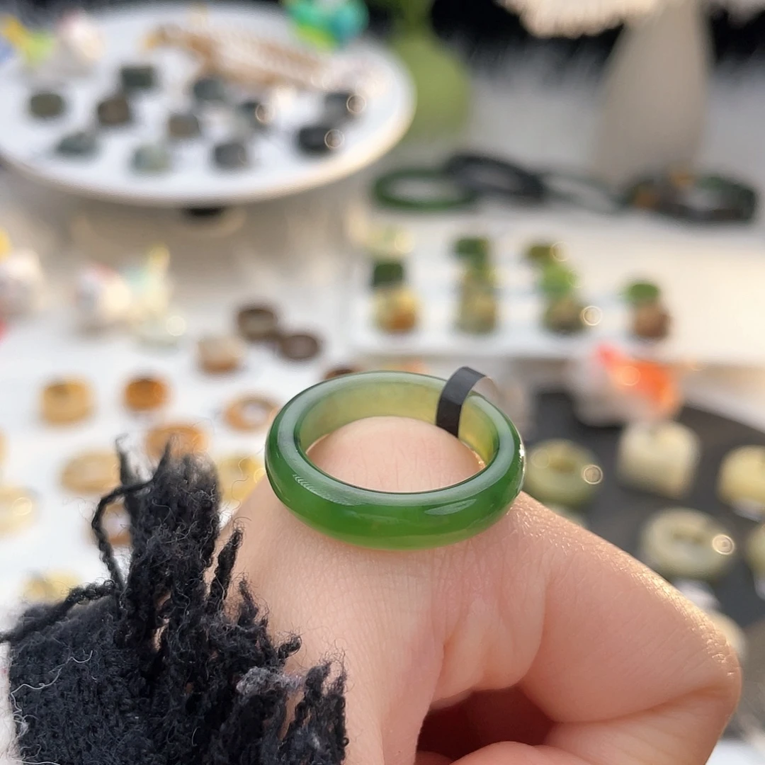 和田玉未镶嵌戒指k59碧玉泥鳅背19.8mm