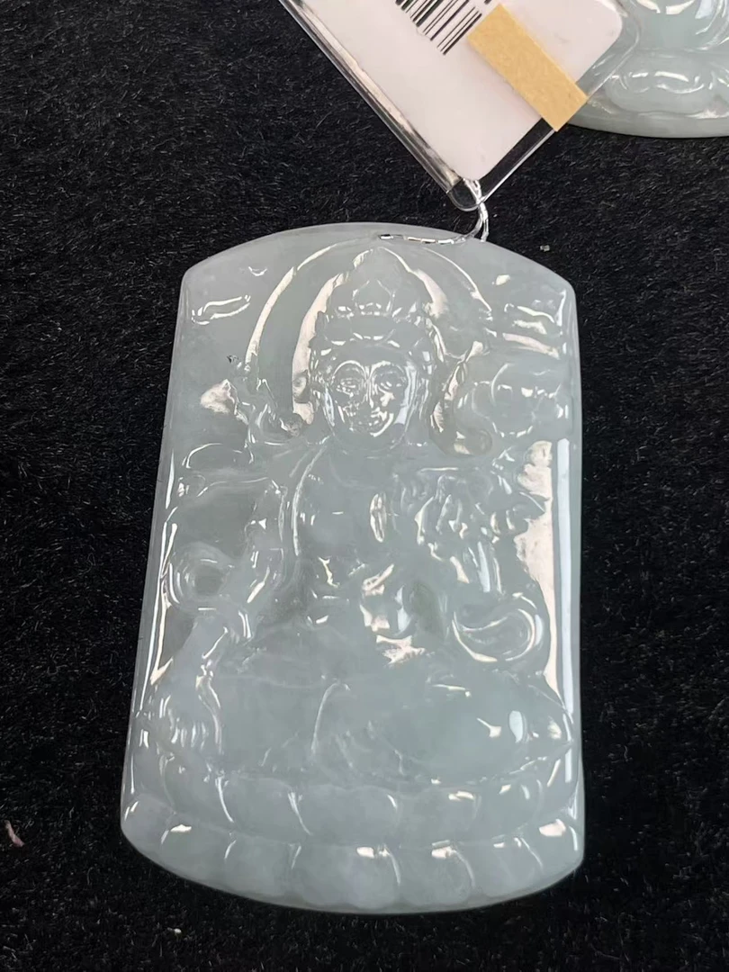 缅甸翡翠A货吊坠