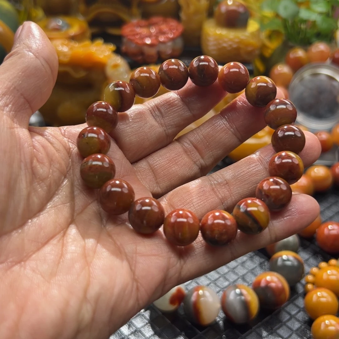 石英质玉未镶嵌颈饰