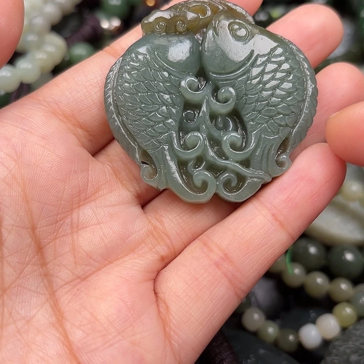 颈饰未镶嵌和田玉