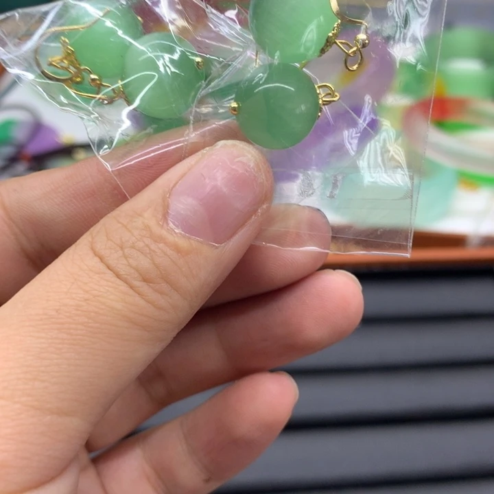 颈饰合金碧玺猫眼吊坠