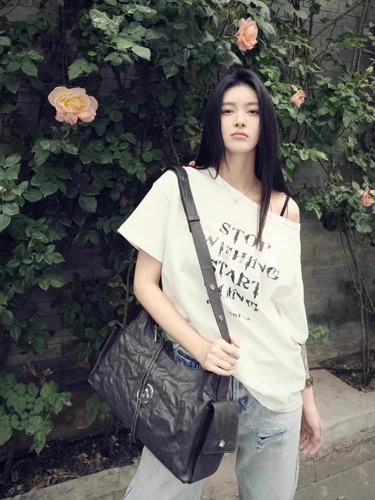 美式复古字母印花短袖女T恤新款夏季宽松慵懒风独特别致斜肩上衣