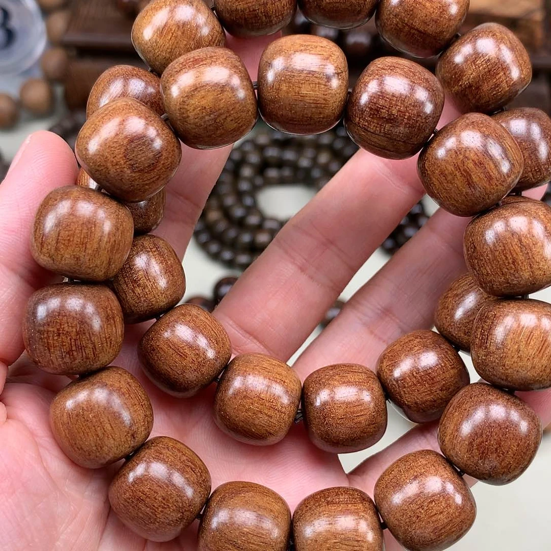 【闪购商品】贡木其他巴贡红虎珀黄金细鳞15*16发其中一串