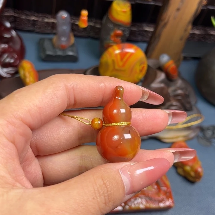 里***o玛瑙/玉髓合金颈饰