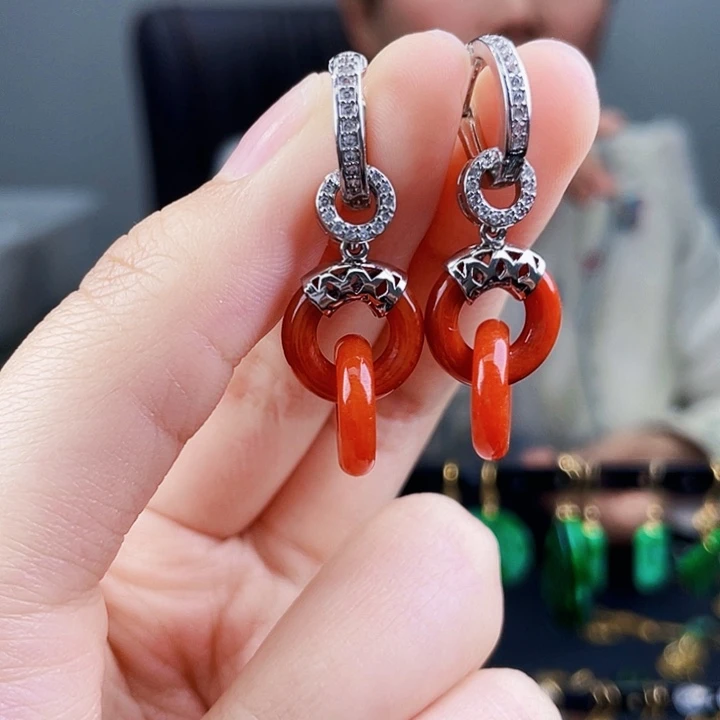 翡翠耳饰未镶嵌饰品