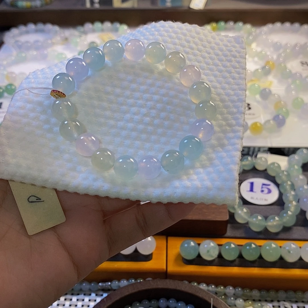 定制翡翠未镶嵌翡翠.