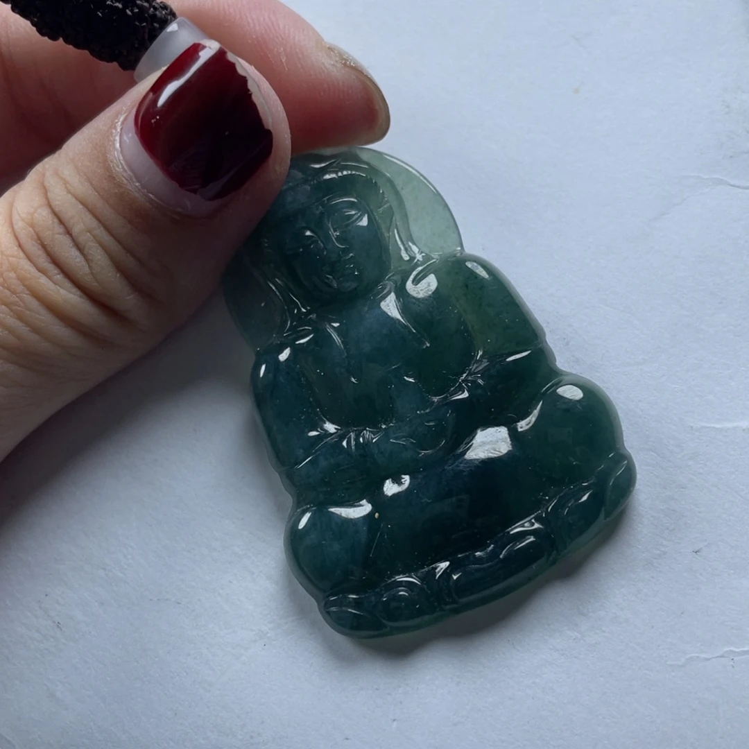 翡翠颈饰未镶嵌观音