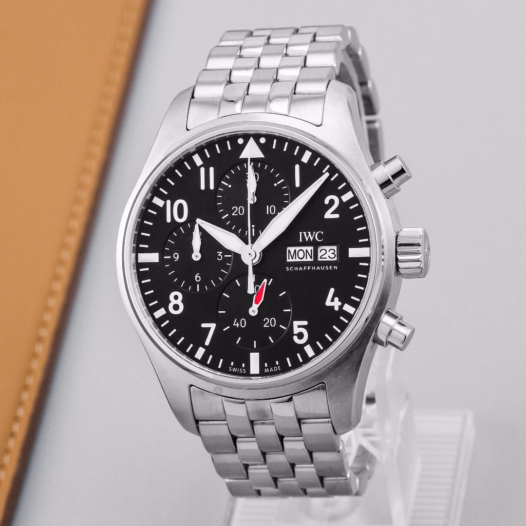 99新 IWC/万国 自动机械男表飞行员IW388113