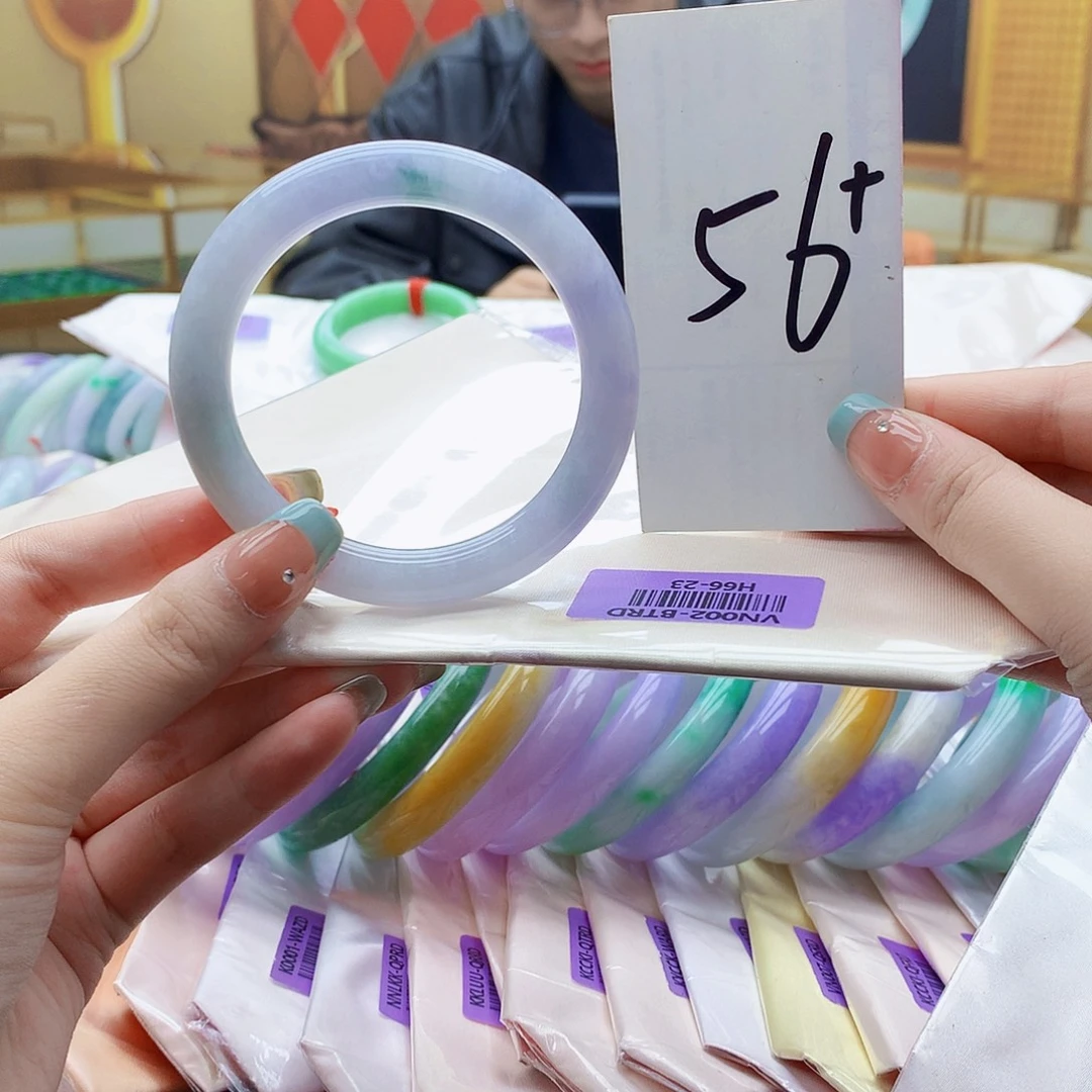 翡翠未镶嵌手镯nn