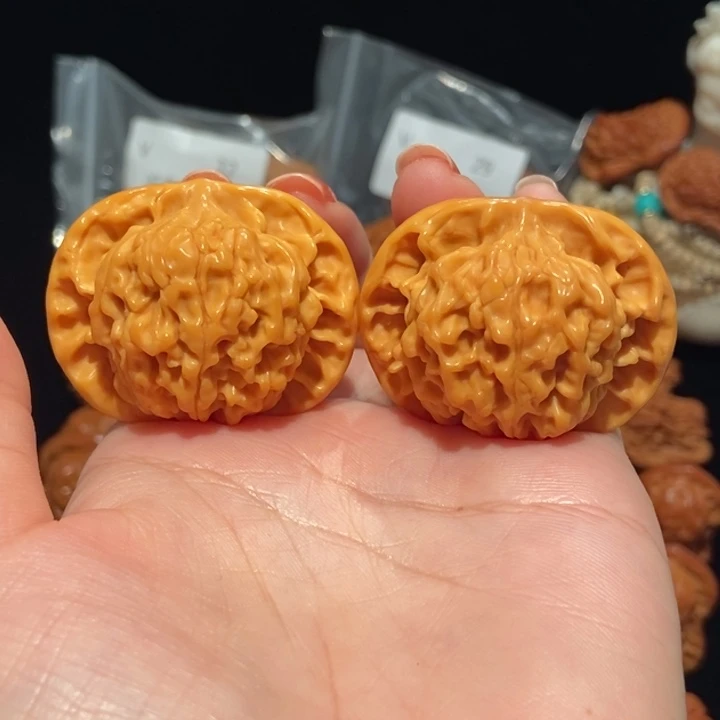 文玩核桃把件43卧龙257