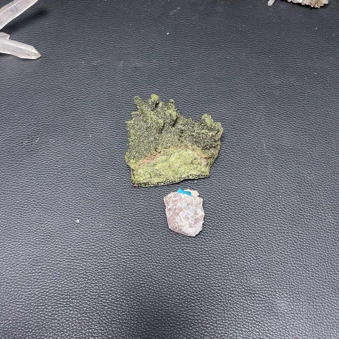 水硅钒钙萤石（处理）过*