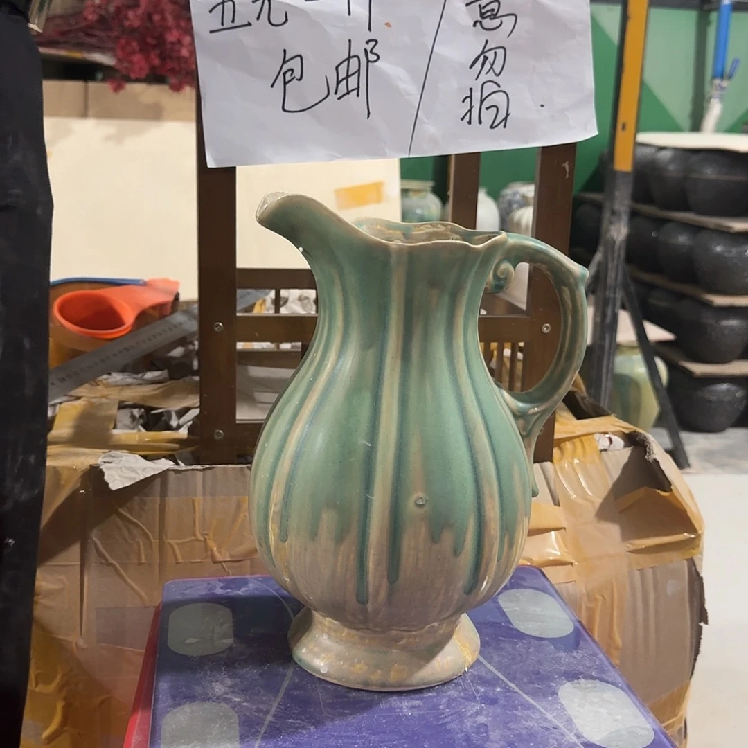 景德镇陶瓷花瓶微瑕