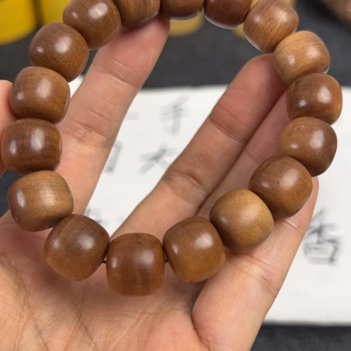 木檀香1314供奉料……………………瑕