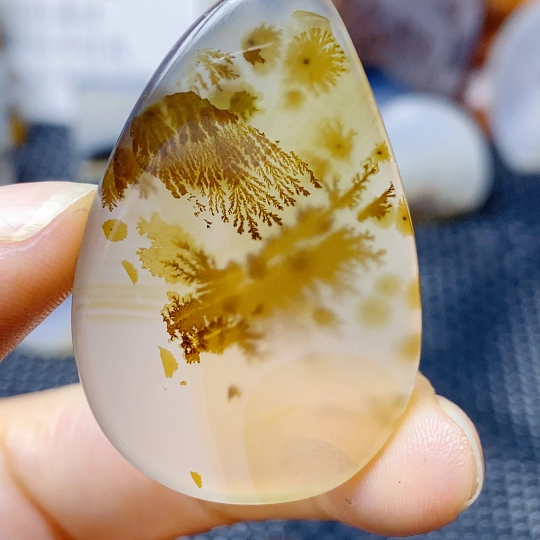 玛瑙/玉髓未镶嵌珠宝奇石