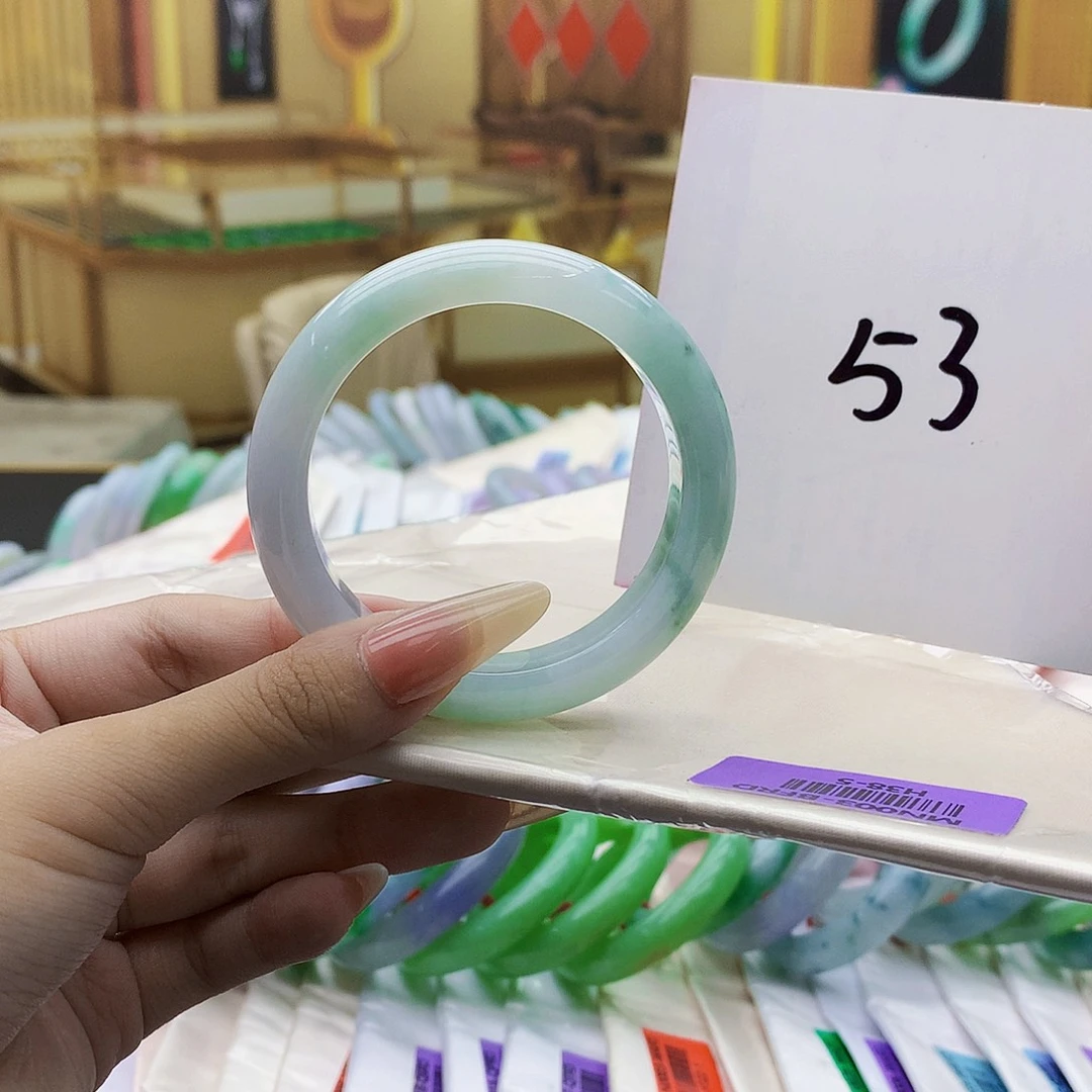 翡翠未镶嵌手镯nnnn