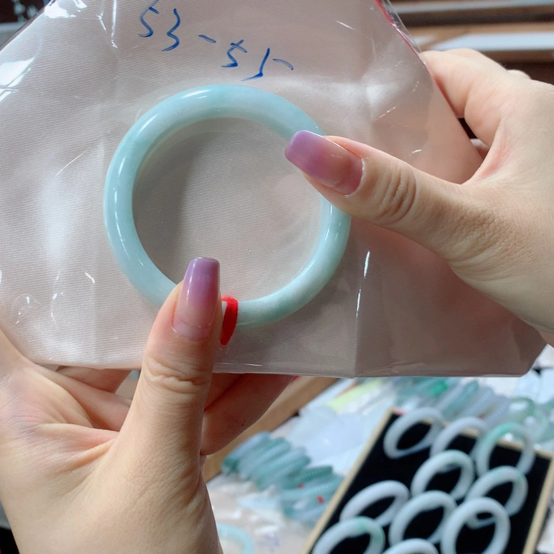 未镶嵌手镯翡翠买断