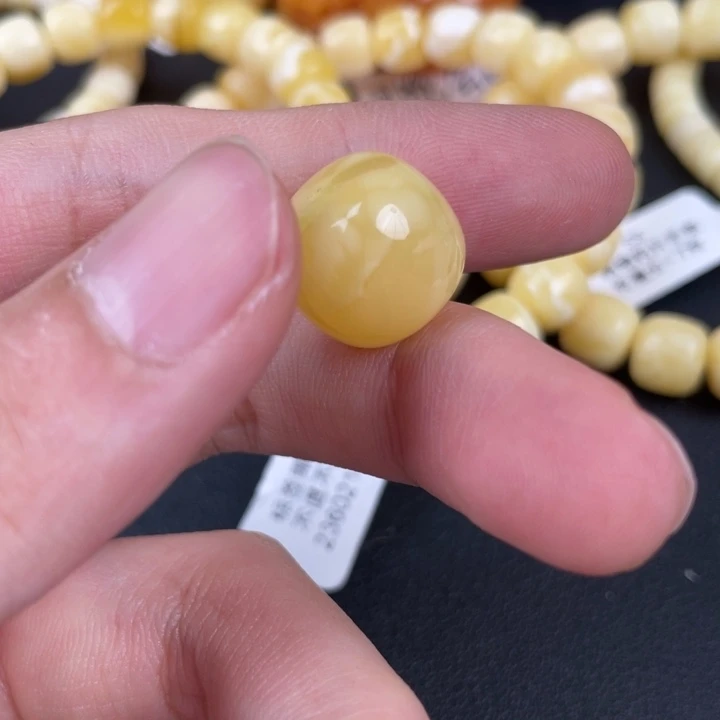 琥珀裸石未镶嵌天然119