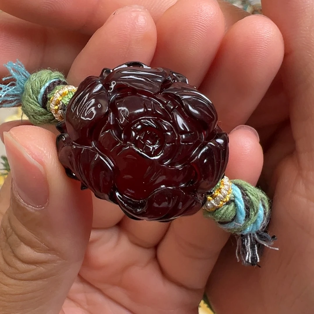 琥珀未镶嵌裸石琥珀
