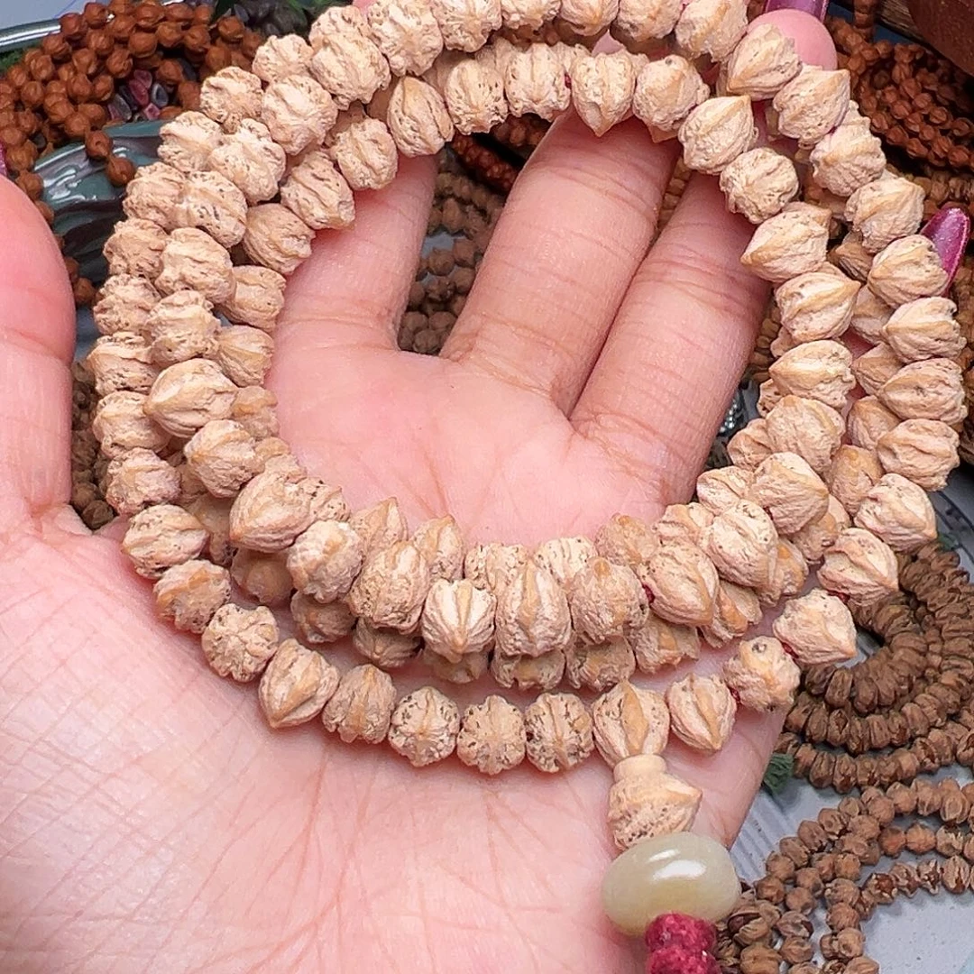 孙***者柏香籽/百香籽吊坠